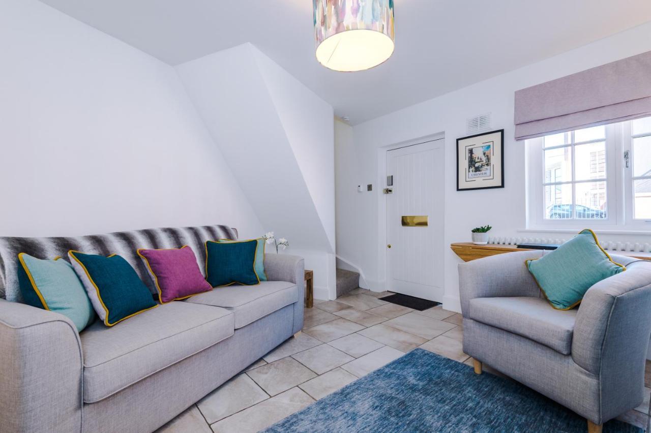 Stylish Home With Canal Views Τσέστερ Εξωτερικό φωτογραφία